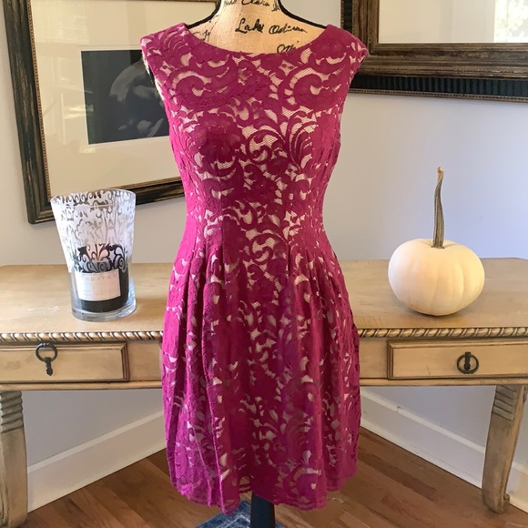 Vince Camuto Dresses & Skirts - Vince CAMUTO Designer purple lace holiday dress 6